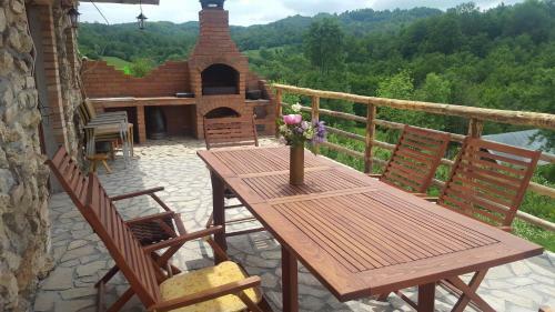 Hostal Casa Din Piatra