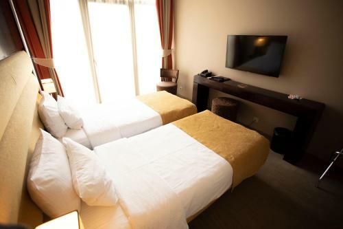L`art Hotel Carei