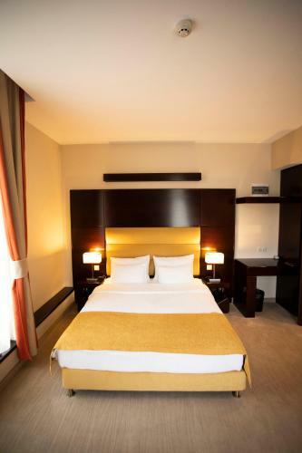 L`art Hotel Carei