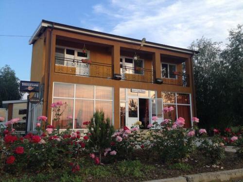 Hostal Pensiunea La Tase