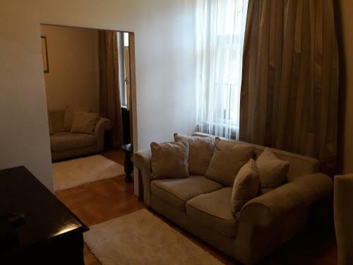 Bed & Breakfast Dvorac Fantast