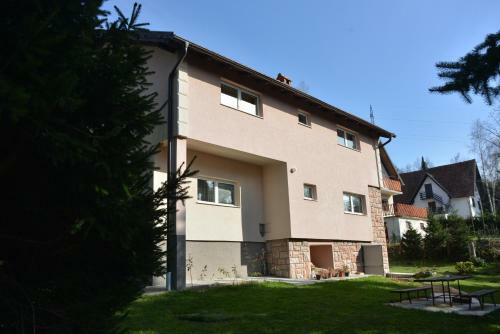 Apartmani Nais Zlatibor