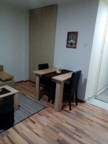 Tasmi Apartment