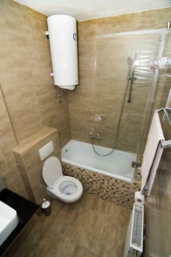 Ema Central Apartment