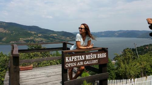 Etno Kompleks Kapetan Mi?in Breg