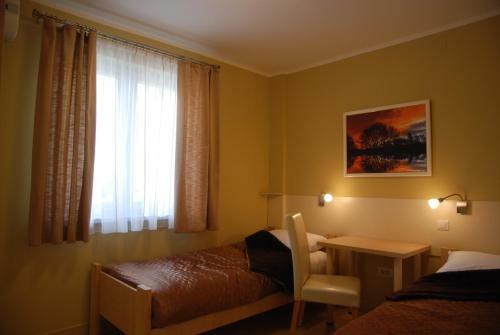 Bed & Breakfast Wing Club Hotel
