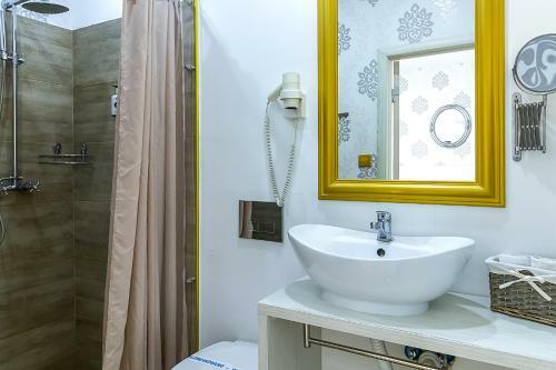 Hostal Plaza La Rooms