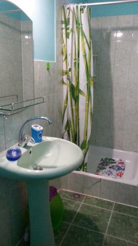 Hostal Guest House Tikhaya Gavan