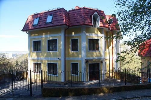 Hostal Ark Guest House