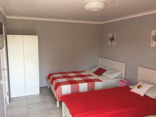 Hostal Guest House Bee