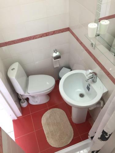 Hostal Guest House Bee