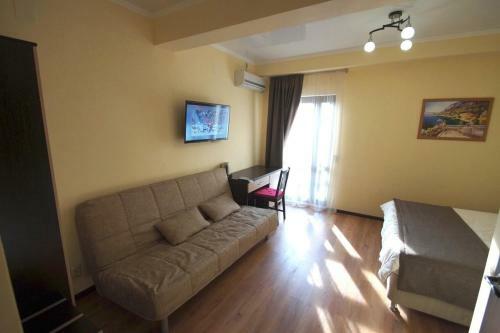 Hostal Dzhankhot Guest House
