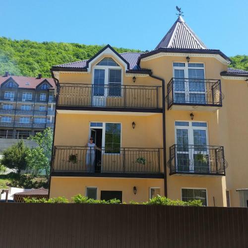 Hostal Guest House Zolotoi Orel