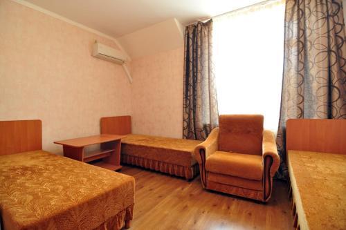 Hostal "?? ?????????"