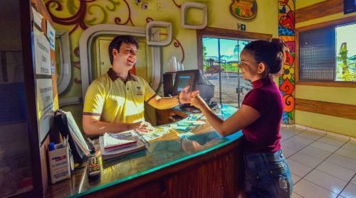 Hotel Calif�rnia