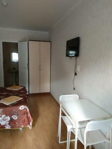 Hostal Guest House Adel