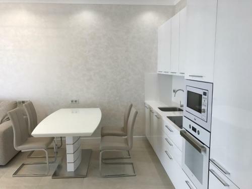 Apartments Ideal House