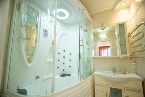 Apartment On Vodopyanova, 12 By Krasstalker