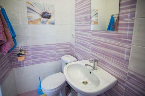 Hostal Yugra Guest House
