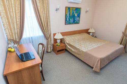 Hostal Vinograd