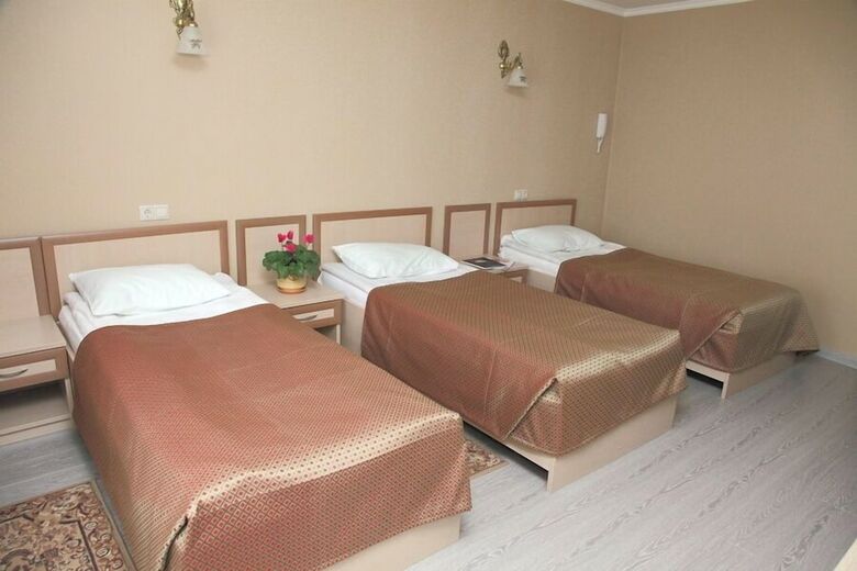 Hotel Silky Wai