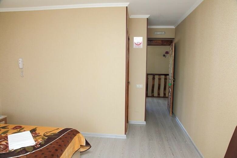 Hotel Silky Wai