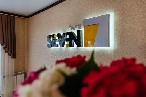 Hostal Hotel Seven