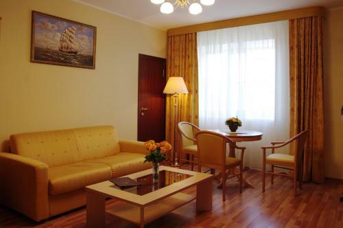 Brigantina Hotel Complex