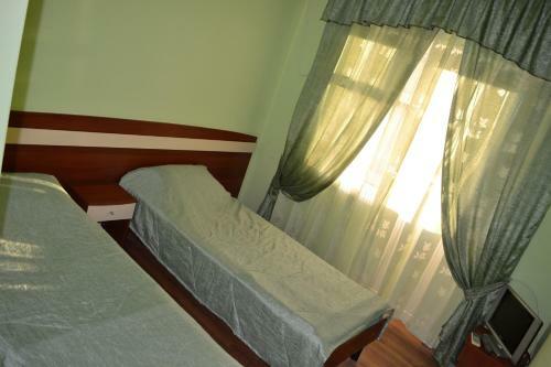 Hostal Guest House Izumrud