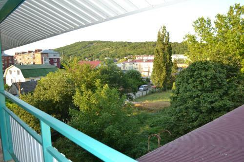 Hostal Guest House Izumrud