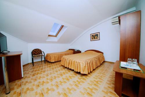 Hostal Yason Guest House