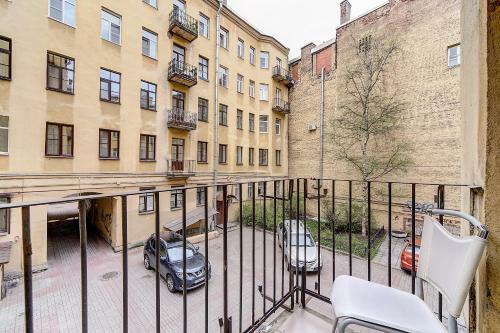 Apartment On Griboyedov, 27