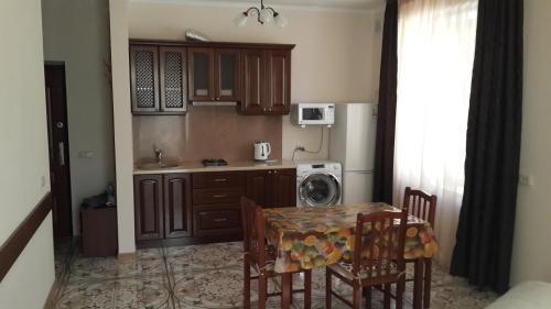 Hostal Gueshouse On Dekabristov 27