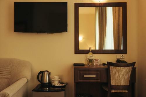 Hotel Acapella On Vosstaniya Square