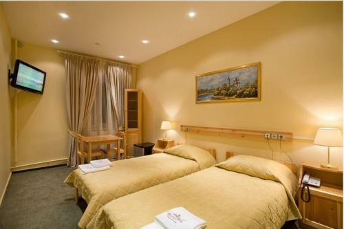 Chesnava Holiday Park