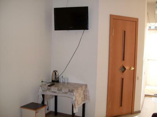 Hostal Karmen 2 Guest House
