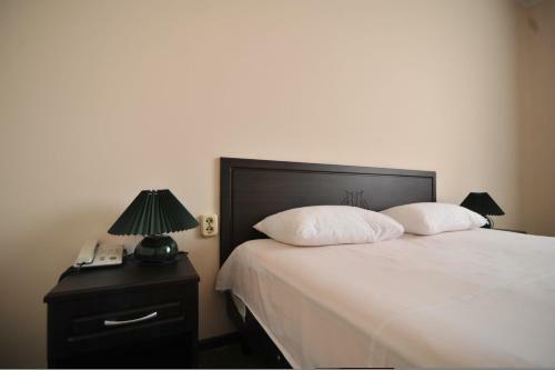 Maksimus Hotel