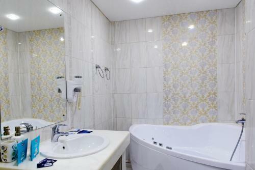 Kutuzov Apart Hotel