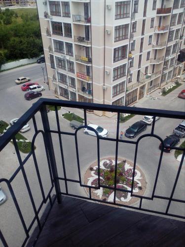 Apartment At Krymskaya 19m