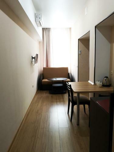 Hotel Priestizh