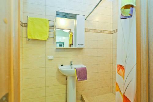 Apartamento Cozy Housing On Nevsky Prospect
