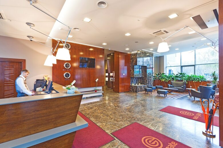 East Gate Hotel