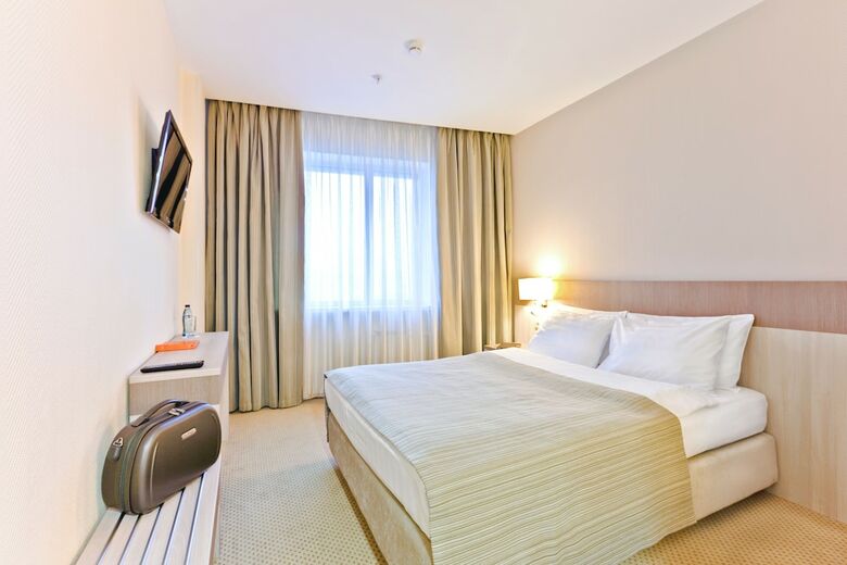 East Gate Hotel