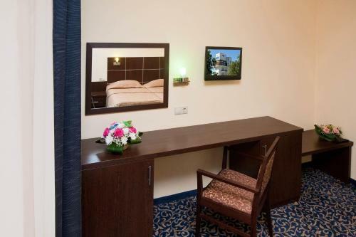 Cruise Hotel