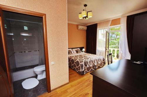 Hostal Casa Blanca Guest House