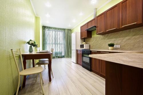 Apartment On Krasnaya Ulitsa 176