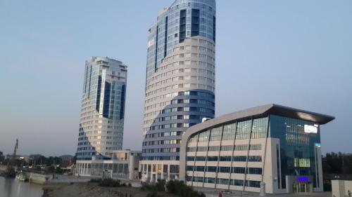 Apartment On Kubanskaya Naberezhnaya 39