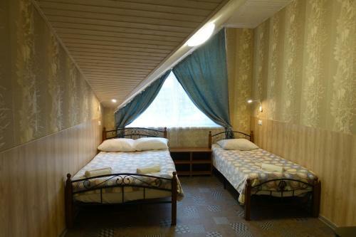 Motel Topaz-kola Hotel