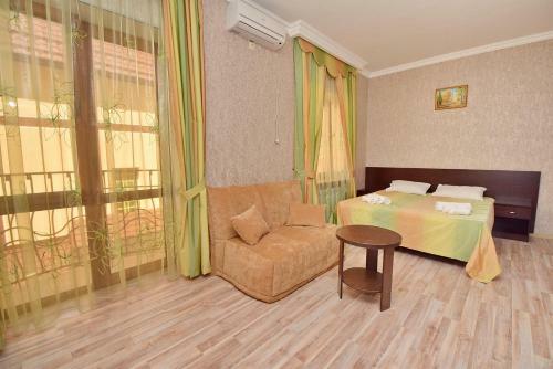 Hotel Noy