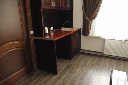 Alamat Hotel